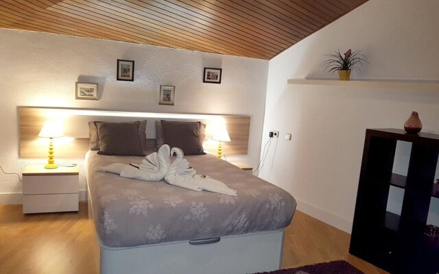 Studio in Madrid, With Wonderful City View and Wifi