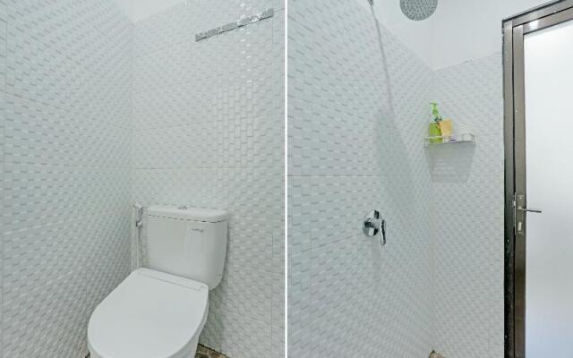 OYO 90525 White Guesthouse