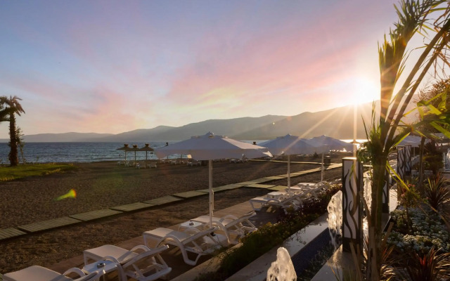 Marpessa Blue Beach Resort & SPA Hotel