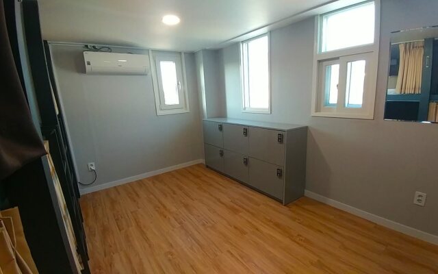 Socuri Home Guesthouse