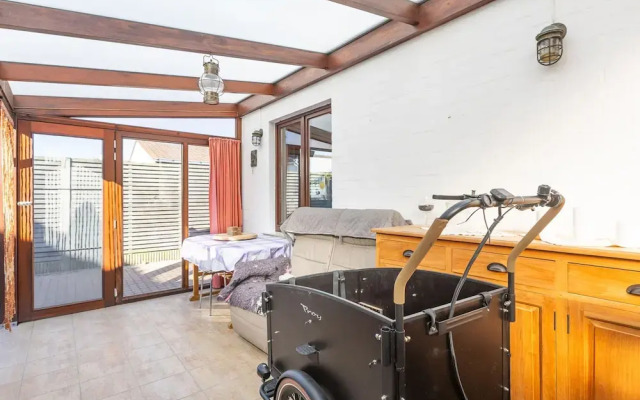 Ideal Holiday Home by the sea