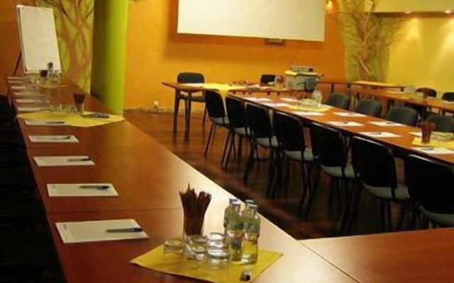 Hotel ARA Restauracja Club