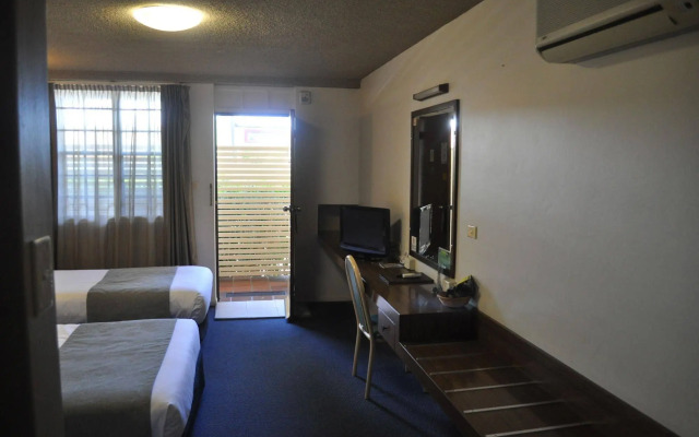 In Town Motor Inn