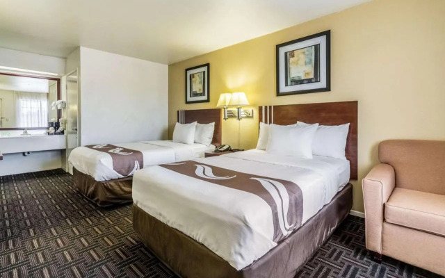 Super 8 Motel - Fresno/North CA