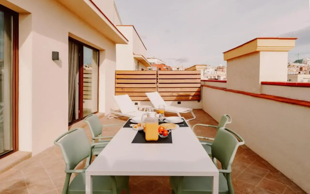 Port Plaza Apartments
