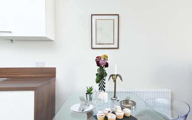 Stylish One Bedroom Apartment near Notting Hill