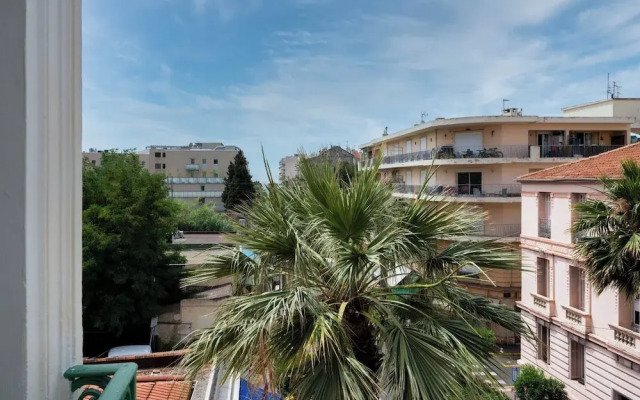Nice Apartment Juan-les-pins - 300m Beach