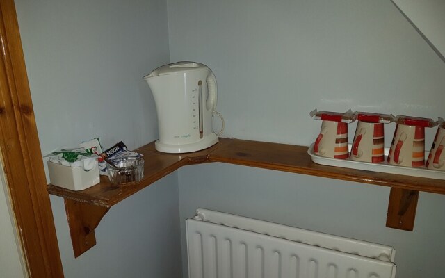 The Cresta Guest House