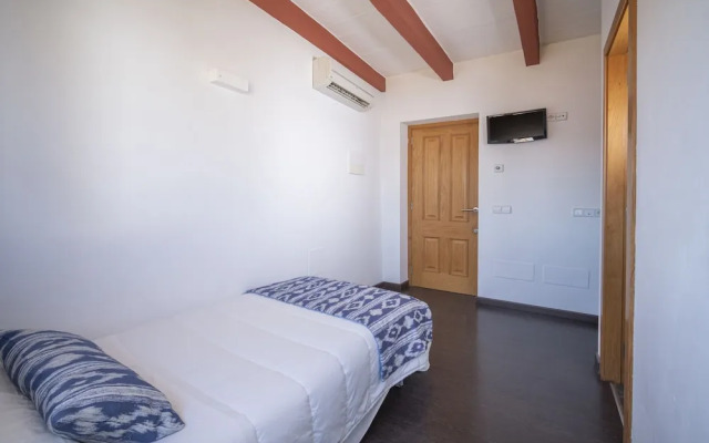 Hostal Castell de Lô