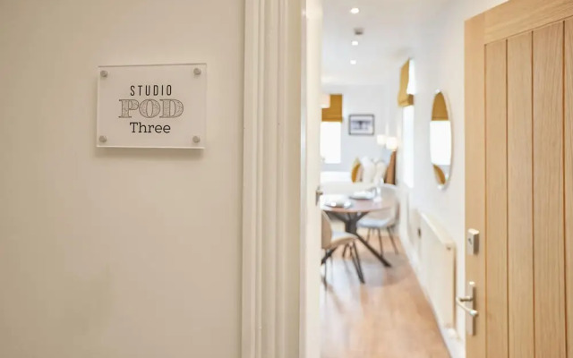 Host Stay Studio Pod 3