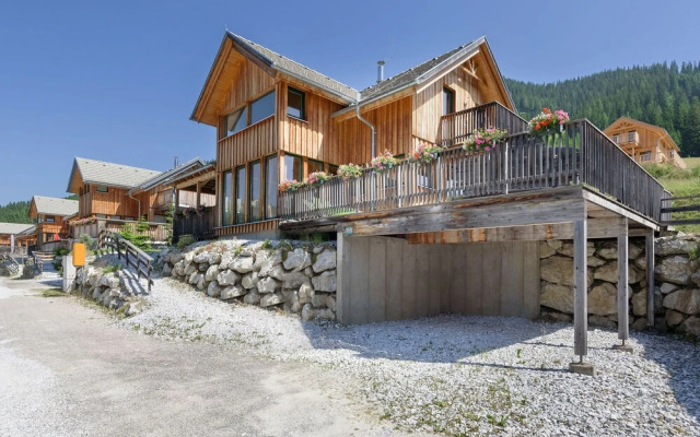 Lavish Chalet on Sunny Slope in Hohentauern With Sauna