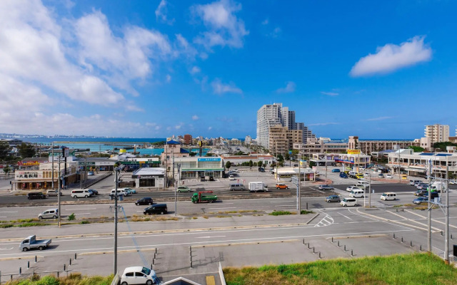 Mr.KINJO in GRAND BLUE CHATAN