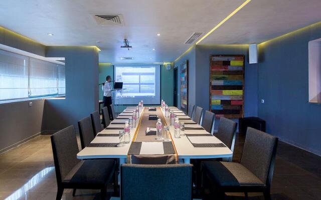 Business Hotel