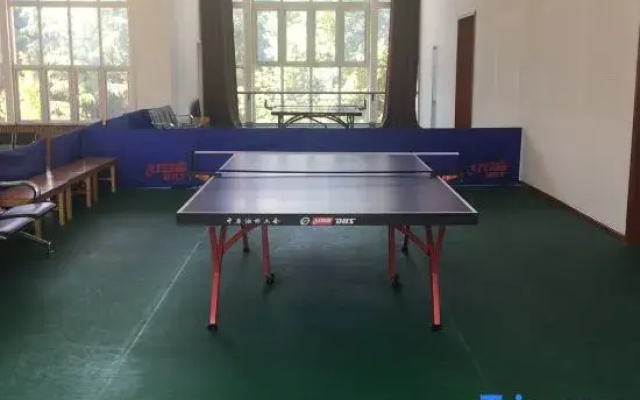 Zhongyuan Oilfield Hotel