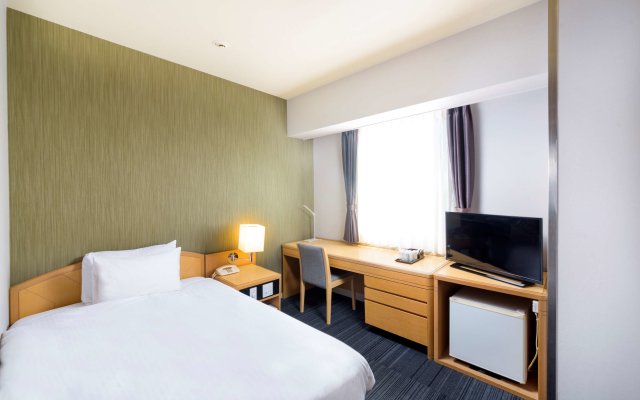 SureStay Plus Hotel by Best Western Shin-Osaka