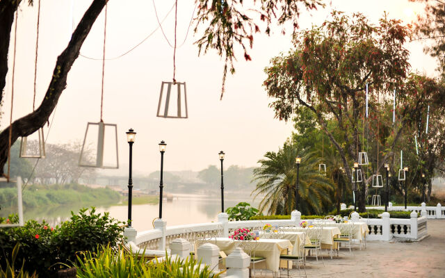 Wiang Indra Riverside Resort