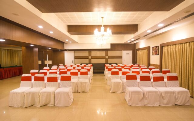 Hotel Express INN, Panvel