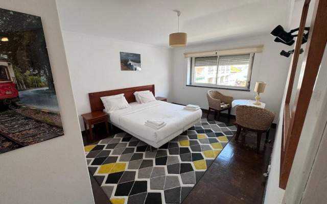 The Pearl - Cascais Guest House - City & Beach