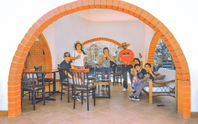 Casa Hotel Mamaluna