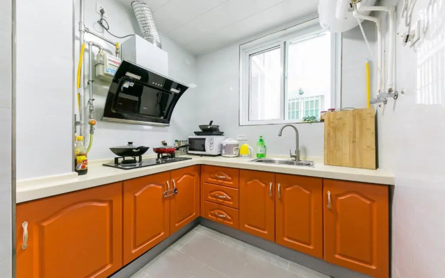 Xi’an NewTown·North Passenger Station· Locals Apartment 00125860