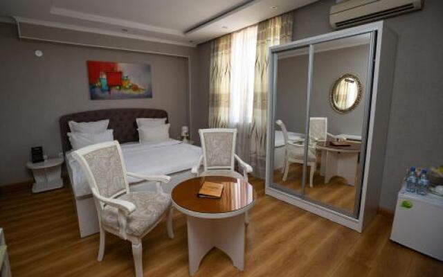 Altair Hotel