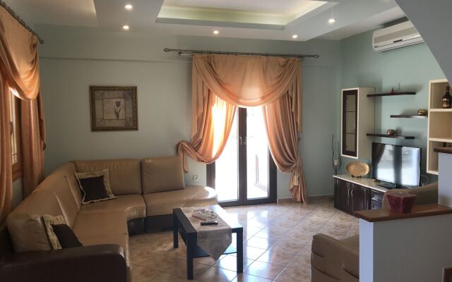 Maria's Galini Villa
