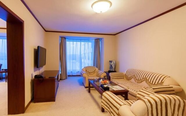 Changchun Overseas Chinese Hotel