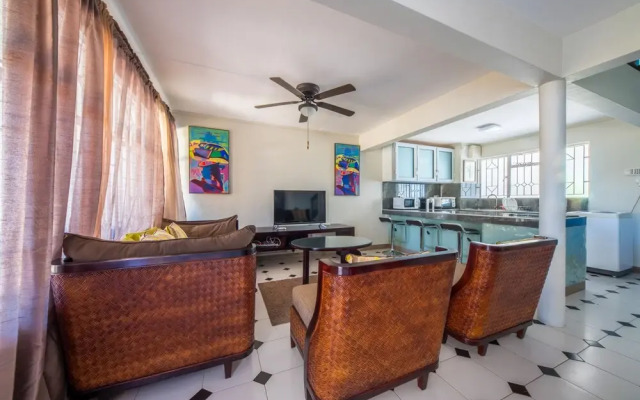 Nenuphar Apartment by Dream Escapes