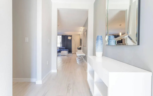 Luxury Vacation Home With Splash Pool/bbq 03