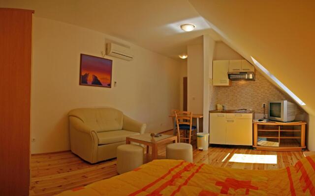 Apartment Miletic