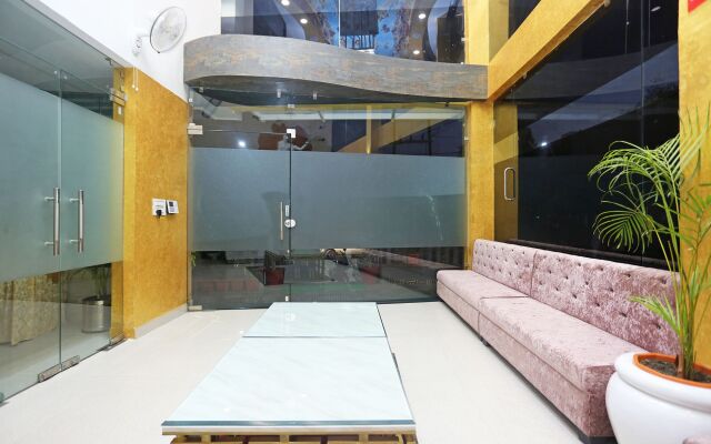 Eleven Heights by OYO Rooms