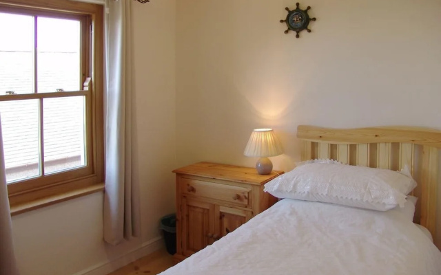 1 The Cottages