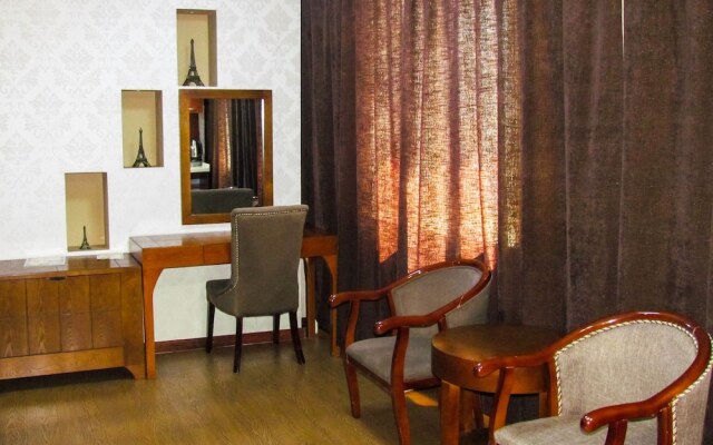 Hotel Street63