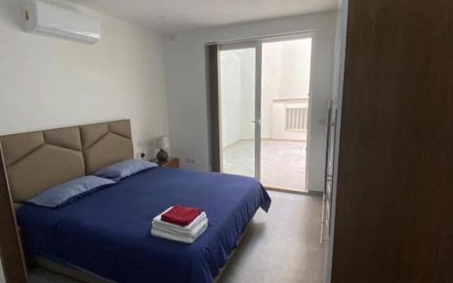 Gzira Modern Two Bedroom Apartment