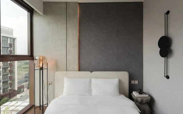 CR Concept Metropole High-end Apartment