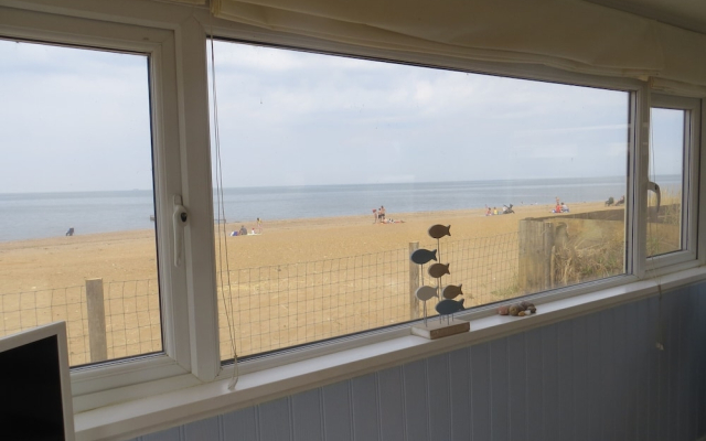 Sunset Beach Retreatliterally On The Beach