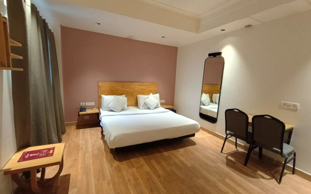 Hotel Aura IP Grand Karkardooma Metro