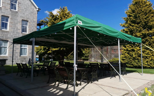 Duke Of Gordon Hotel