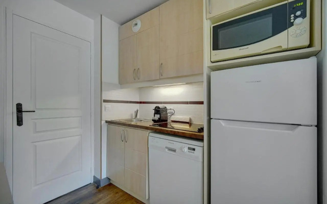 IMMOGROOM - 3 Rooms - Renovated - Pool - Air conditioning - Parking -