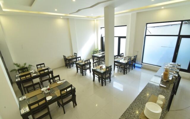 Royal Residence Golf View