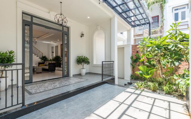 Cozrum Homes The Gallery Residence