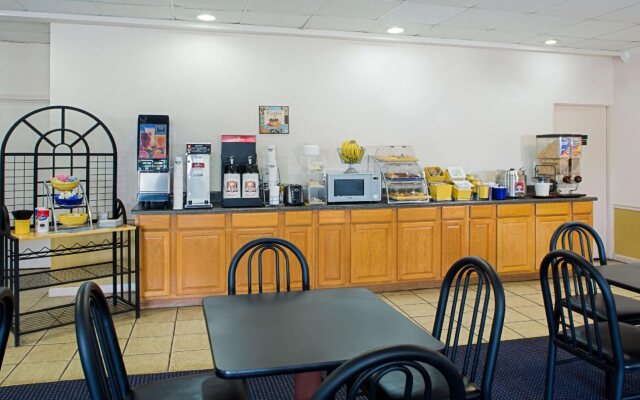 Days Inn Tallahassee-Government Center