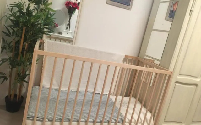 Beach House - 2m From Beach