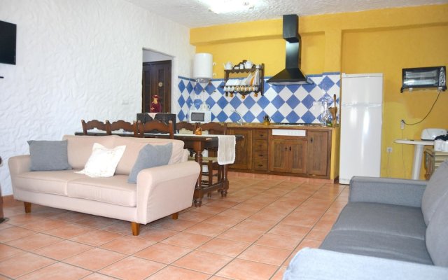 House With 4 Bedrooms In El Bosque With Wonderful Mountain View And Wifi