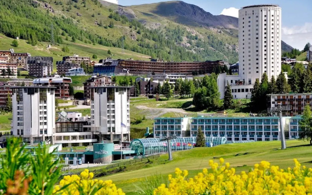 Teleo 103 Ski In - Ski Out 50m