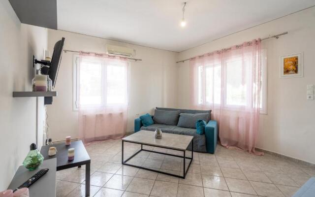 House 1 minute away from the beach