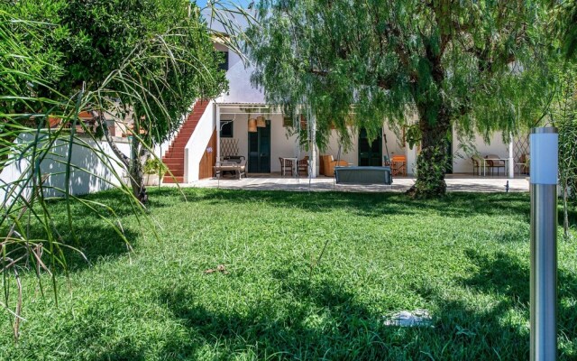 Zudrea Apartment Near