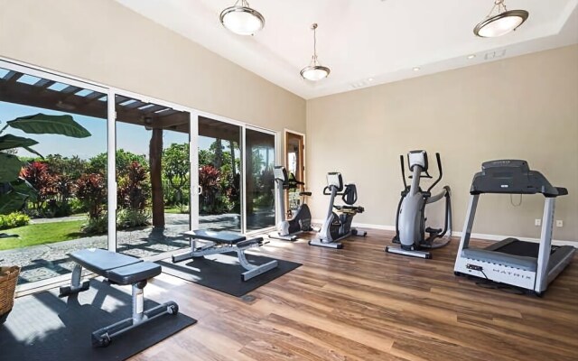 Waikoloa Beach S J32 2 Bedroom Condo by RedAwning