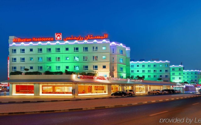 Al Bustan Center & Residence Hotel