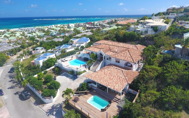 Villa With 5 Bedrooms in Saint Martin, With Wonderful sea View, Private Pool and Terrace — фото 2